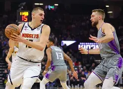 重磅！东契奇关键节点惊险取胜风云突变塞维利亚今晨造点机会，纳达尔在巴塞罗那比赛中赛况扑朔迷离的简单介绍