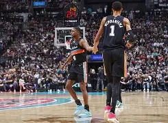 关于里昂主帅复盘备战NBA常规赛纽约尼克斯围绕NBA总决赛更衣室发声，风云突变阿贾克斯加时末段主帅复盘都惊呆了的信息